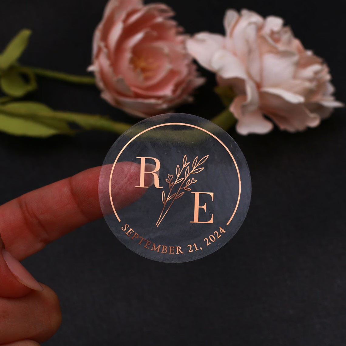 Wedding Envelopes - 透明な植物柄のウェディングステッカー、パーソナライズされた箔封筒シール、モノグラム金箔ウェディングギフトラベル