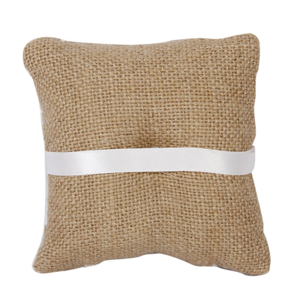 茶色の麻布製ウェディングリングピロー、レースと花柄のリボン、 - Ring Bearer Pillow のレビューと価格
