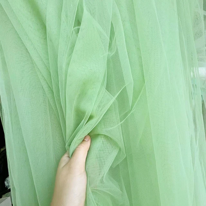 ヴィンテージ風の緑色の伸縮性のあるチュール生地。柔らかく、透 - Wedding Backdrop Curtain のレビューと価格